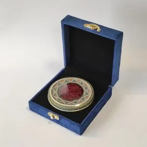 نگین زعفران با جعبه هدیه